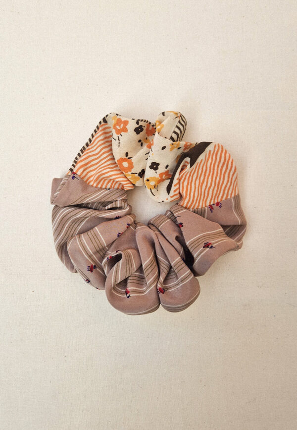 Cara Scrunchie